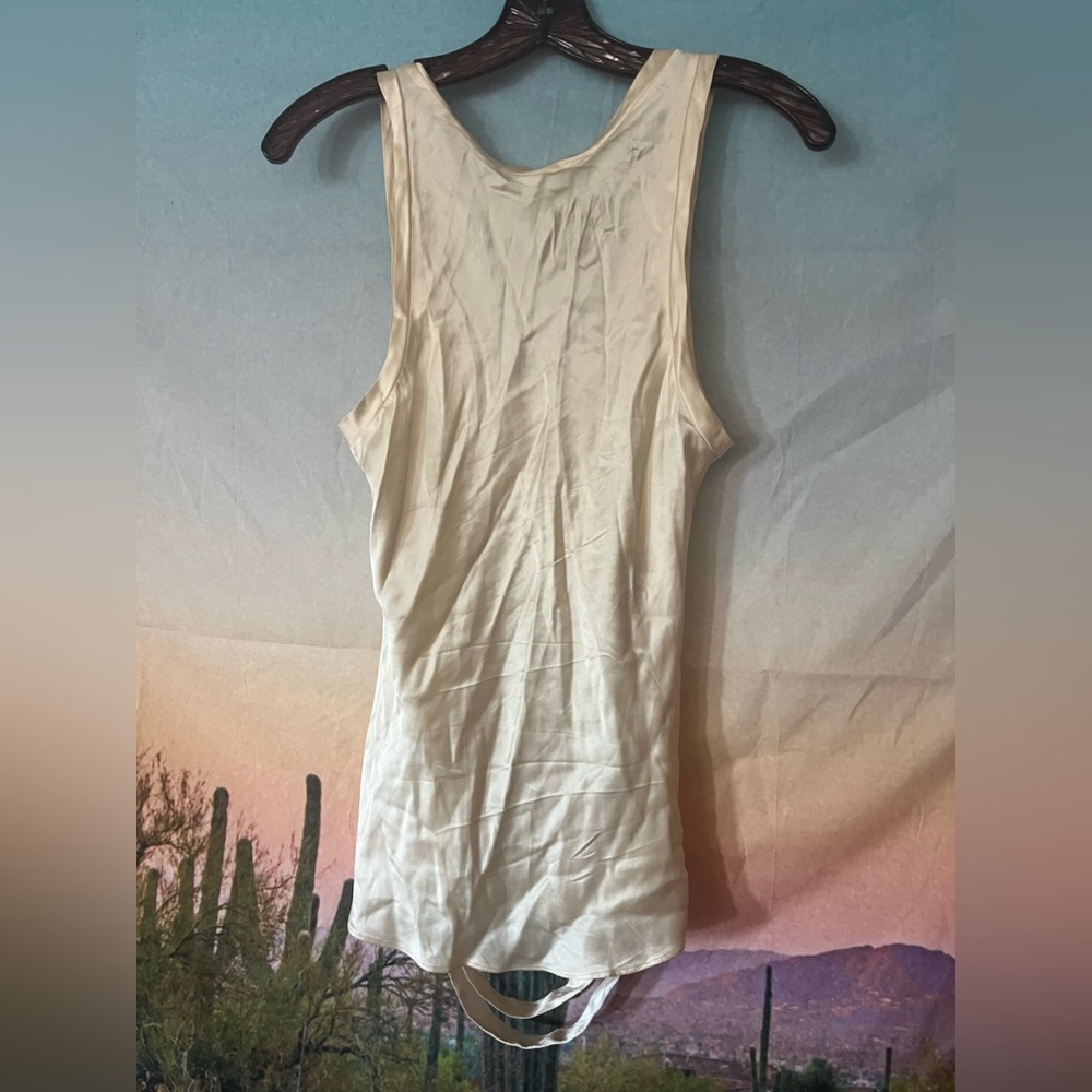Development Silk Tank 🌵6 - Picture 8 of 8